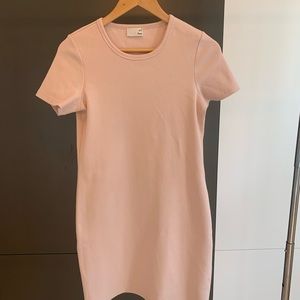 Super Sale! 3/30$ 🎉 Aritzia ribbed T shirt dress